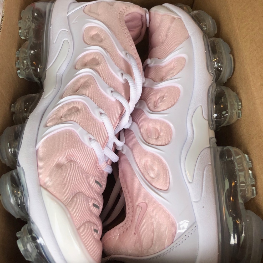 ********SOLD*********Nike Air Vapor Max